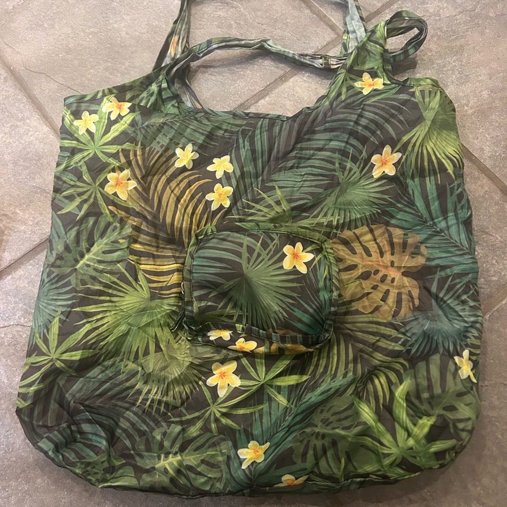 Reusable Tropical Green Foldable packable Tote Bag
